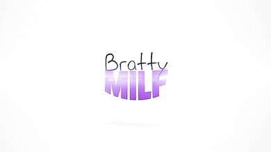 Stepmom Gave Me A Boner - S1:E8