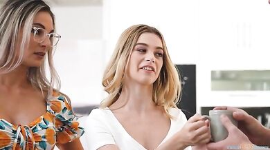 Stepmoms Hungry Pussy - S1:E9