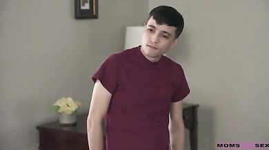 Bareback With My Stepmom - S17:E3