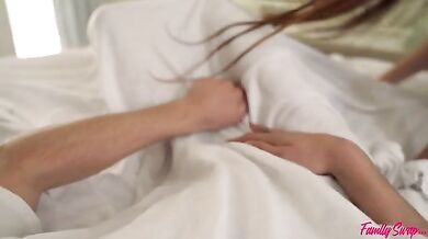 Swap Mom Keeps Touching My Penis - S2:E10