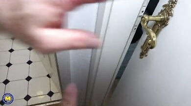 Busty mature mom get fucked by her stepson in POV style