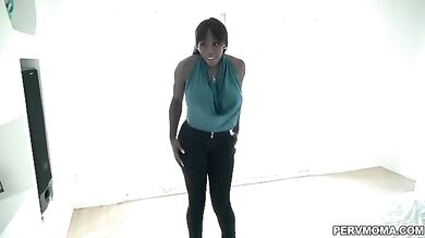 Milf stepmom invited her stepson for a fuck sesh