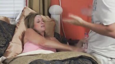 A sexy stepmom helps her stepson handle a sexy snatch