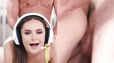 Stepsons Gamer Girlfriend