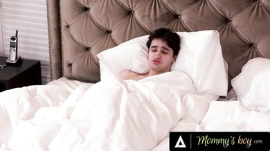 MOMMY'S BOY - Anal Sex Addict MILF Texas Patti Wants Hormonal Stepson To Stretch Her Ass