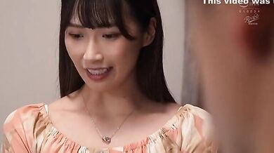 Japanese Hot Young Stepmom Seduce Too Fuck Her Stepson
