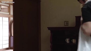 I Have Sex With My Stepson's Friend. Hikari Kisaki. - Hikari Hime....MT