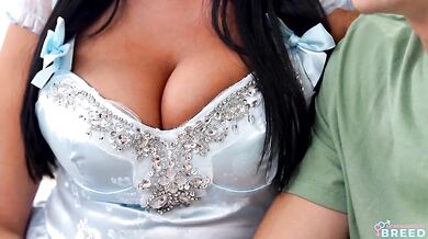 Stepmoms Tricks Are Treats