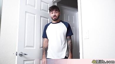 Taboo fuck weekend with nympho stepmom