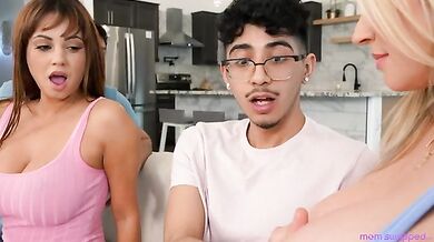 momswapped whose stepmom is best