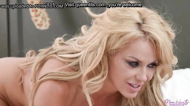 Stepmom Gets Caught Naked